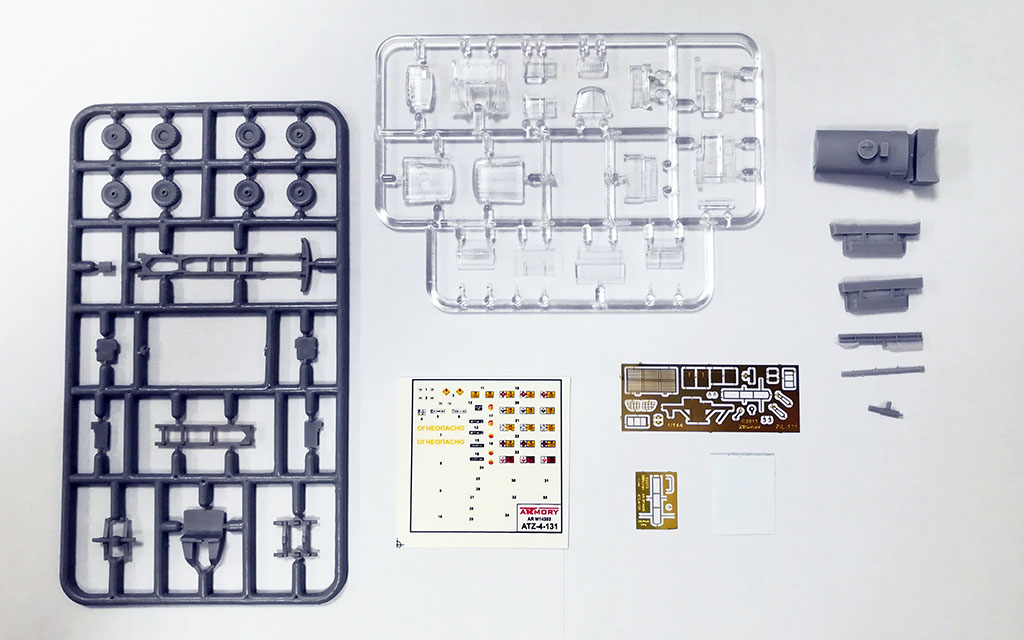 Armory Models ATZ-4-131 ZiL-131 cisterna 1/144 palivová
