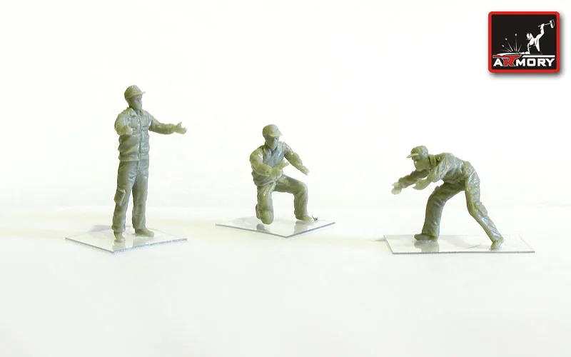 Armory Models Soviet Modern Airfield Ground Personnel 1/72 figurky