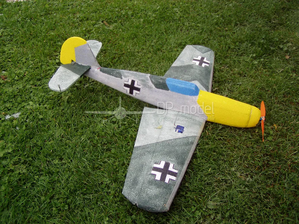 DP Modely Messerschmitt Me 109 E RC model EPP combat EPA