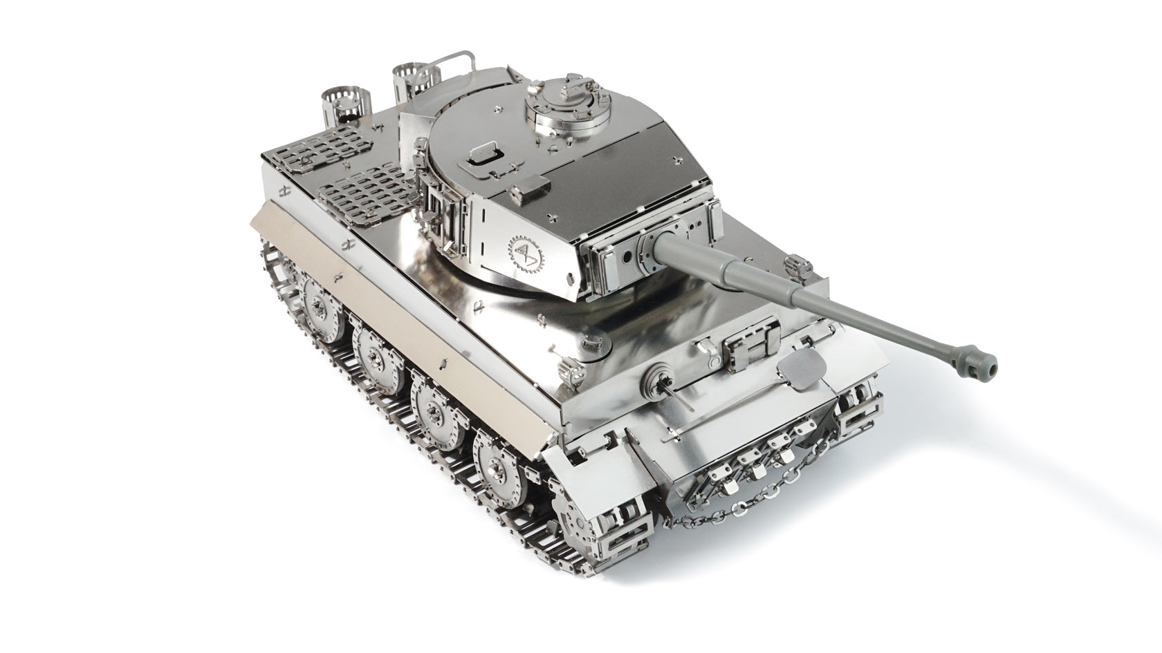 Time for Machine Tiger I RC tank kovová stavebnice ovladač