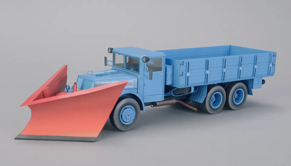 PK Graphica PKG 99 Tatra 111 sněžný šíp papírový model