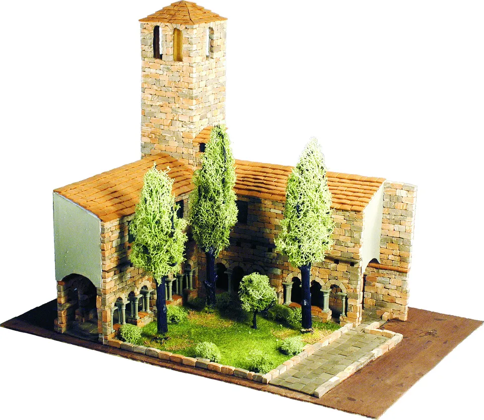 Domus Kits Romanica 17 St. Benet de Bages model kostela