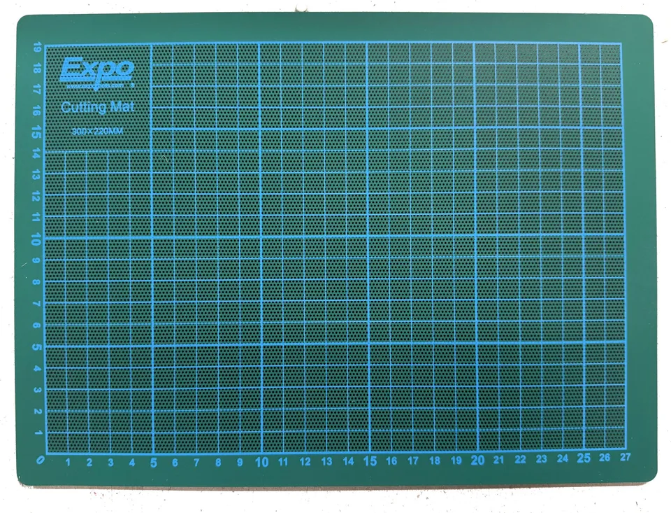 Metcalfe T01 řezací podložka A4 220x300 mm