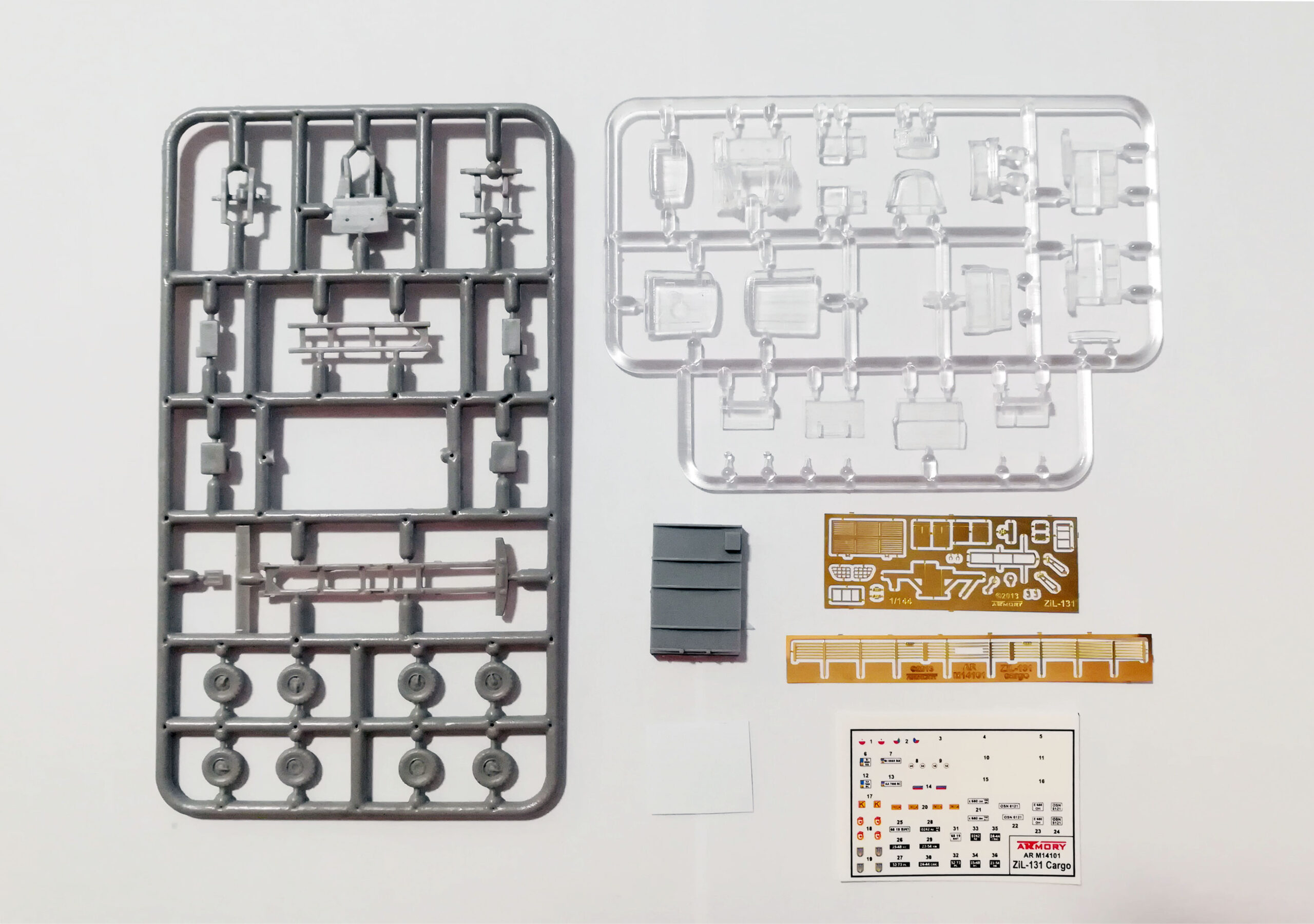 Armory Models ZiL-131 1/144 sovětský nákladní vůz