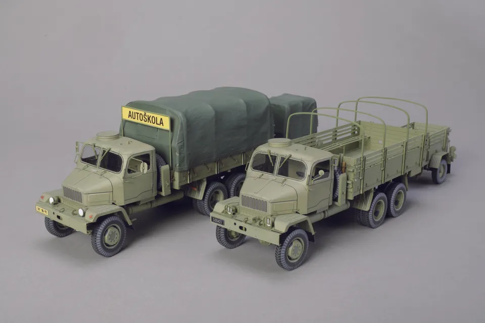 PK Graphica PKG 103 Praga V3S papírový model valník