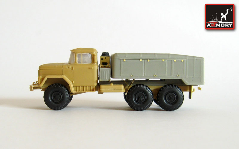 Armory Models AKZS-75M-131-P cisterna 1/72 ZiL-131