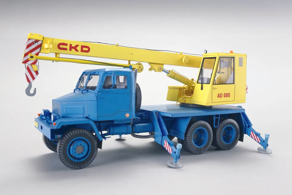 PK Graphica Praga V3S AD 080 papírový model jeřáb