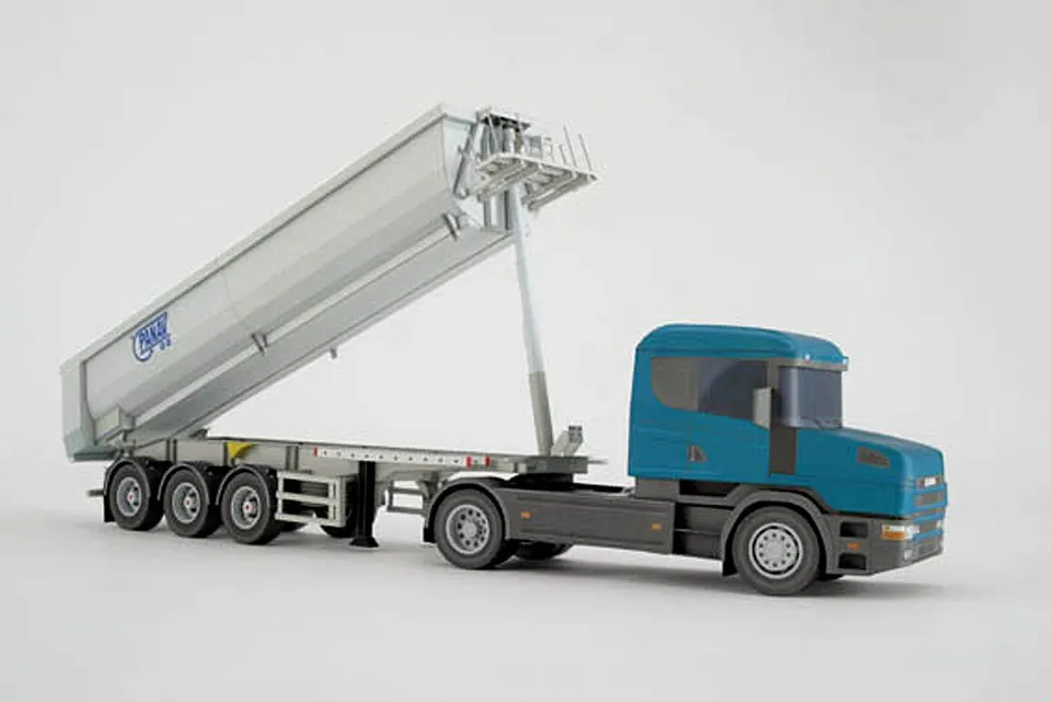 PK Graphica Scania T144 s návěsem Panav papírový model