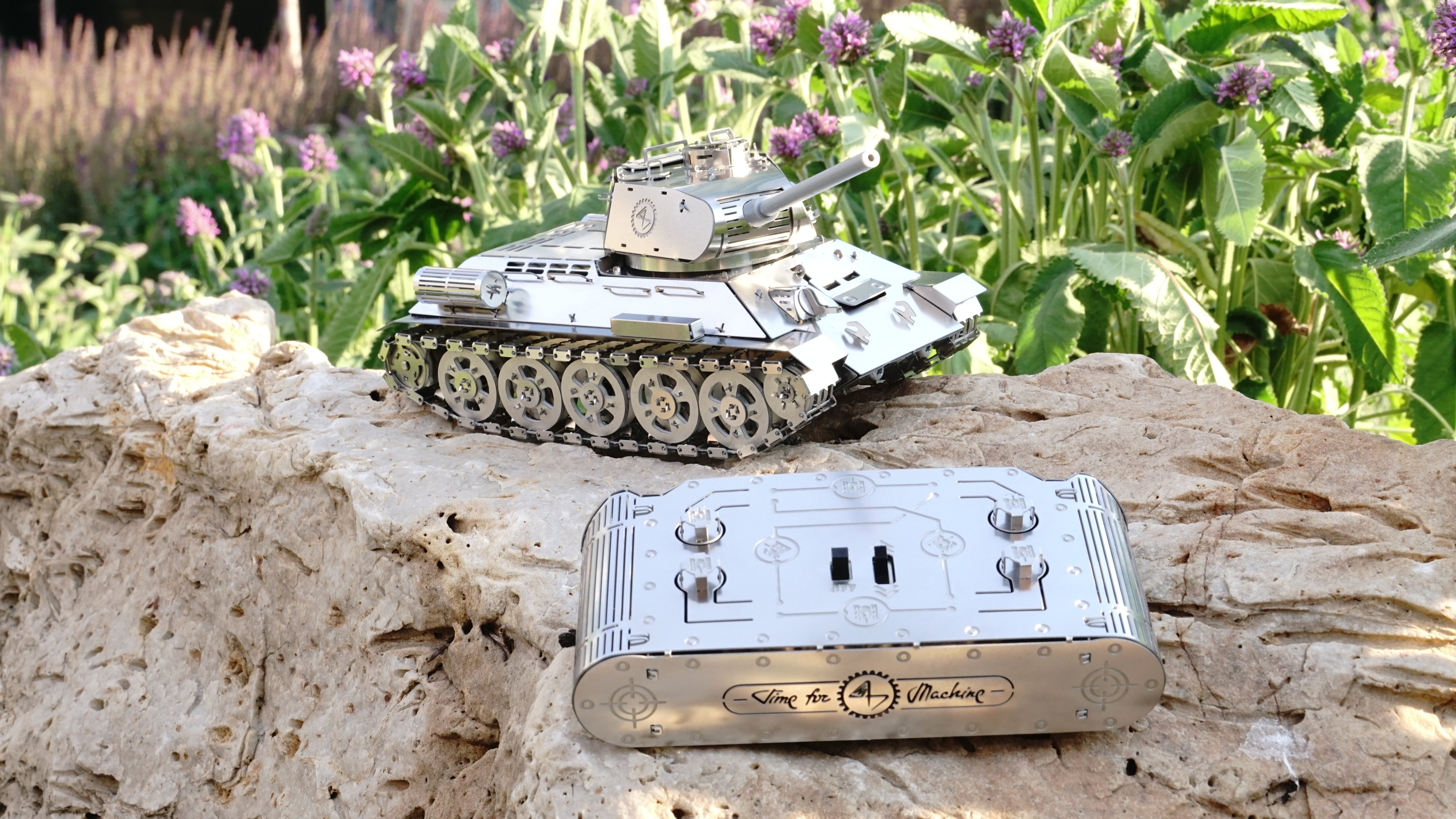 Time for Machine T-34 kovový RC tank stavebnice na ovládání