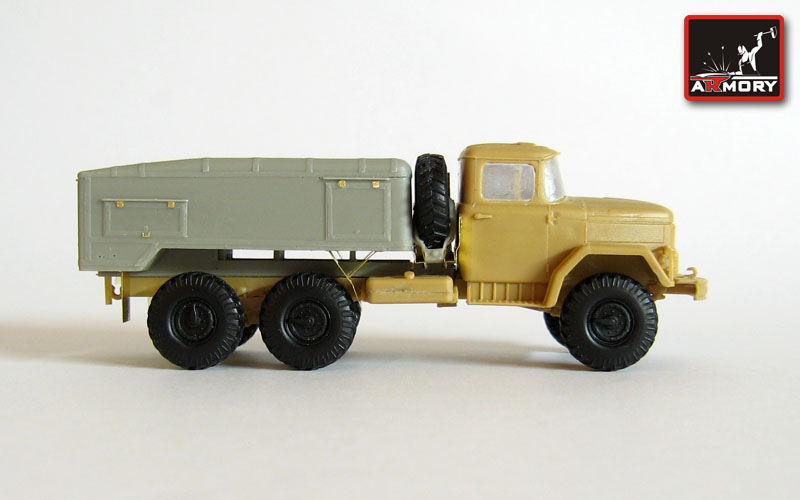 Armory Models AKZS-75M-131-P cisterna 1/72 ZiL-131