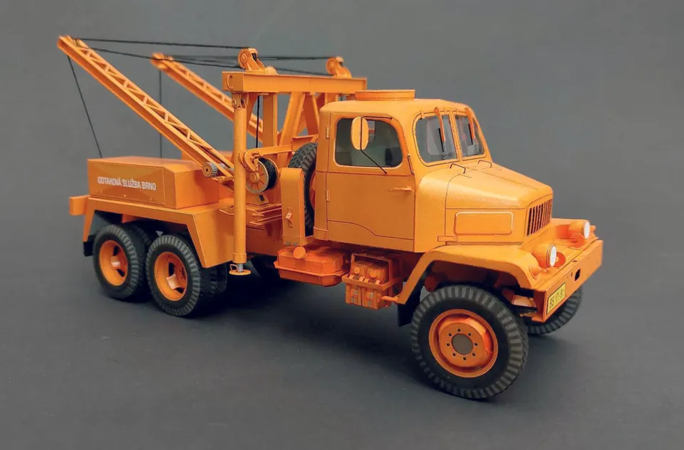 PK Graphica Praga V3S AV-3 papírový model autojeřáb