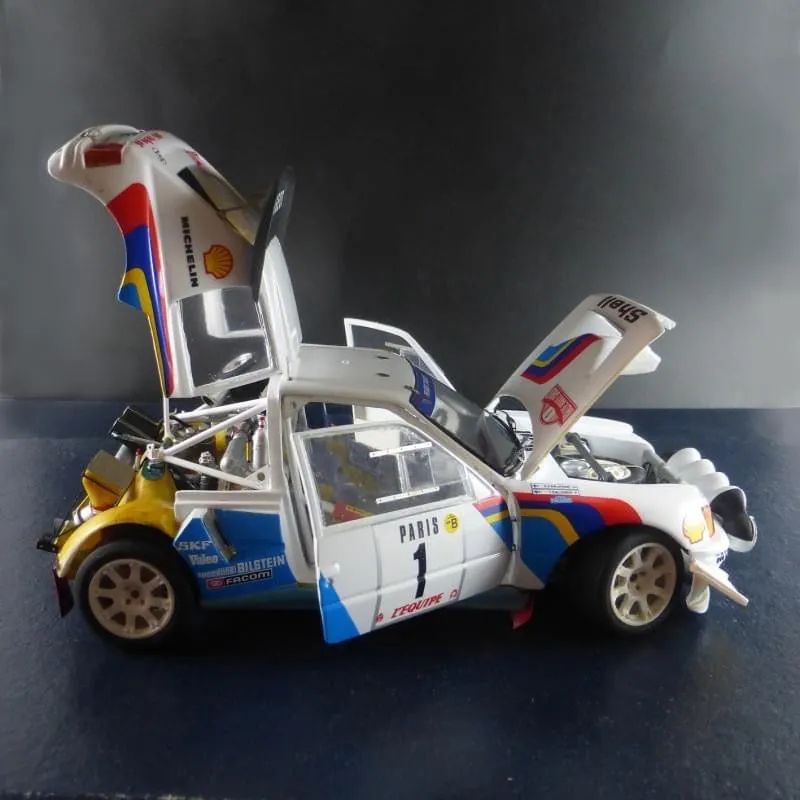 Profil24 Peugeot 205 Turbo 16 Evo 2 stavebnice 1/24 Monte Carlo 1986